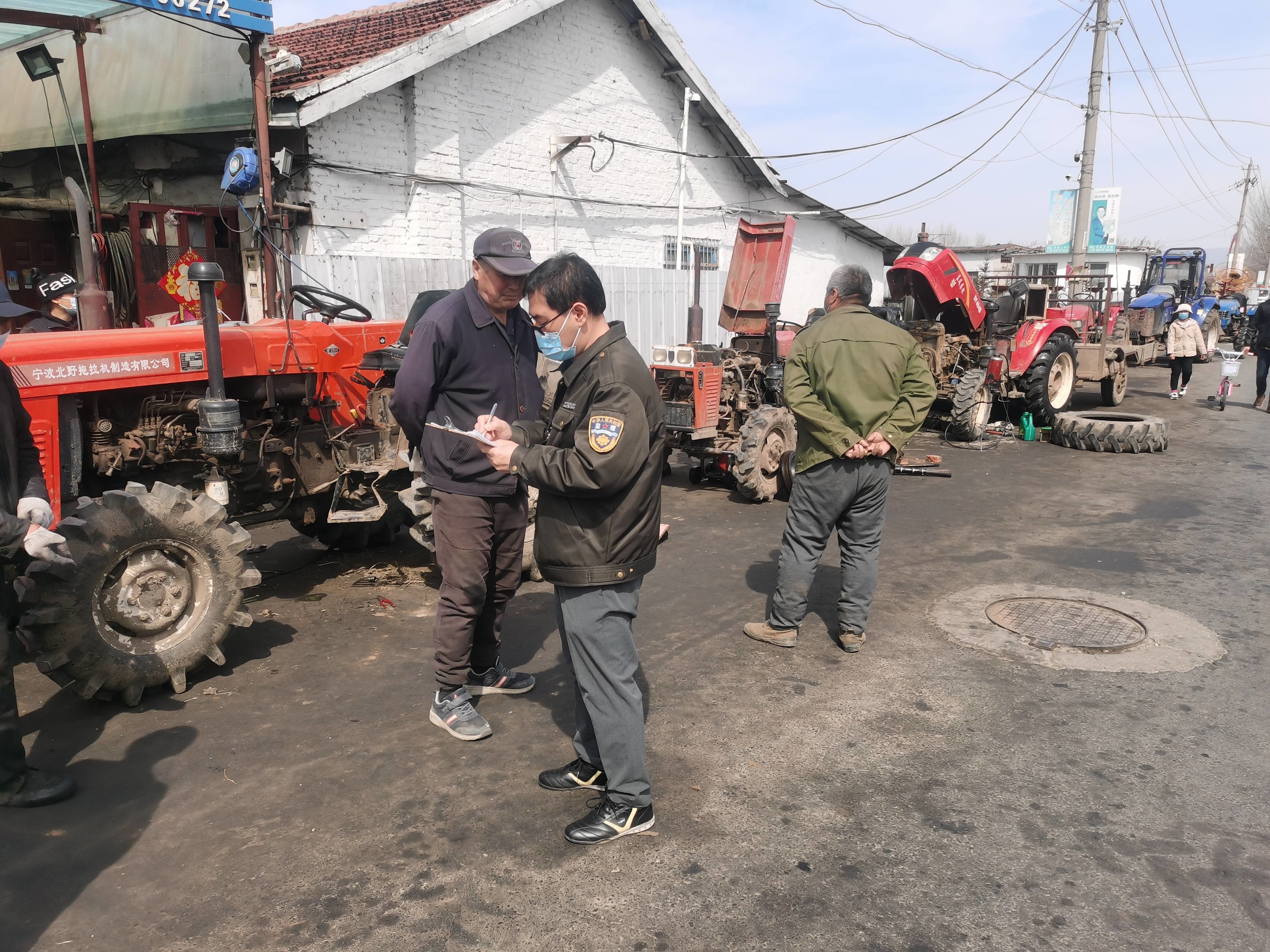 延吉市农业农村局开展春耕期间农机安全检查工作