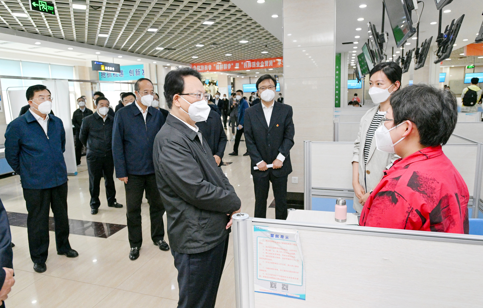 景俊海到长春人才市场调研