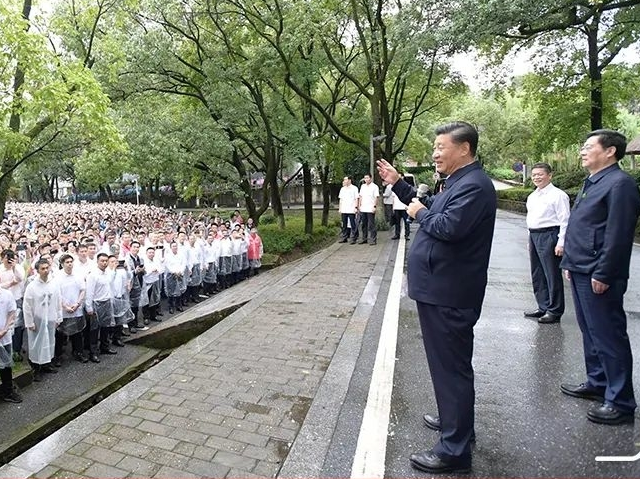 “一定要深深扎根于中国的文化沃土”