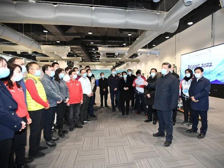 习近平：做党和人民信赖的新闻工作者