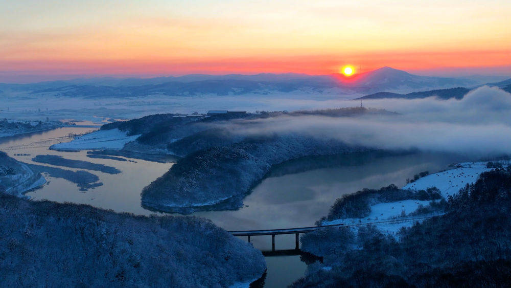 千城胜景｜长白天下雪·雪韵转山湖