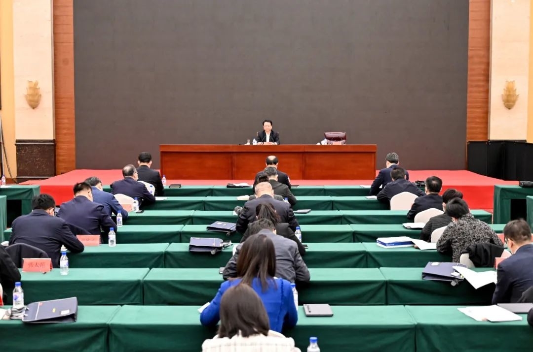 在吉十四届全国人大代表开展集中学习培训