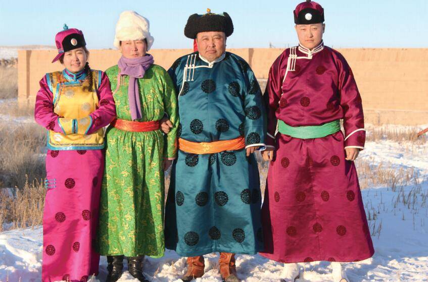 家庭盛开幸福花|内蒙古自治区：道·图门巴雅尔家庭
