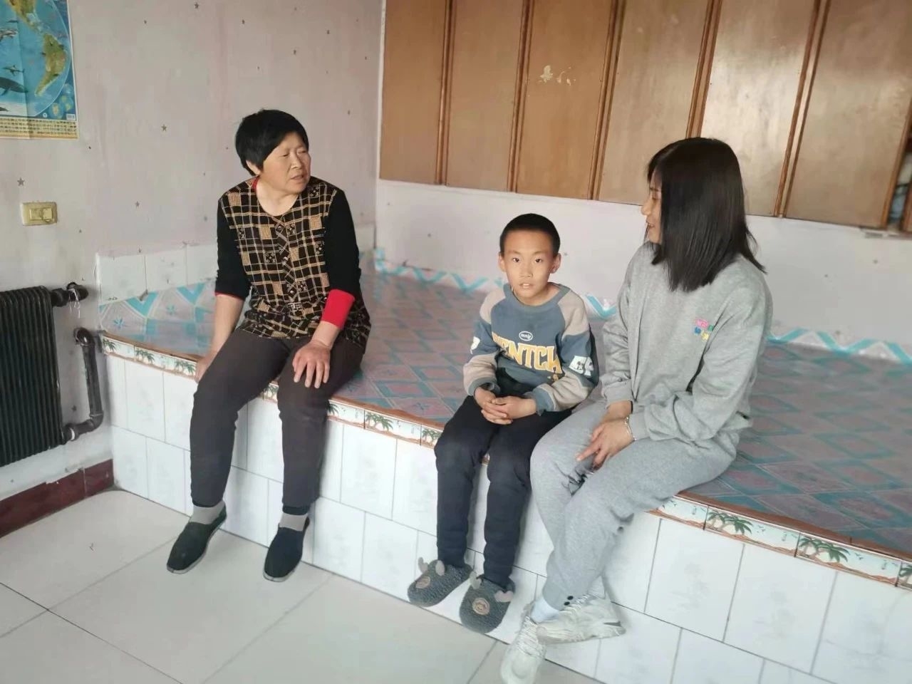 大安市烧锅镇乡中心校特殊学生群体家访活动
