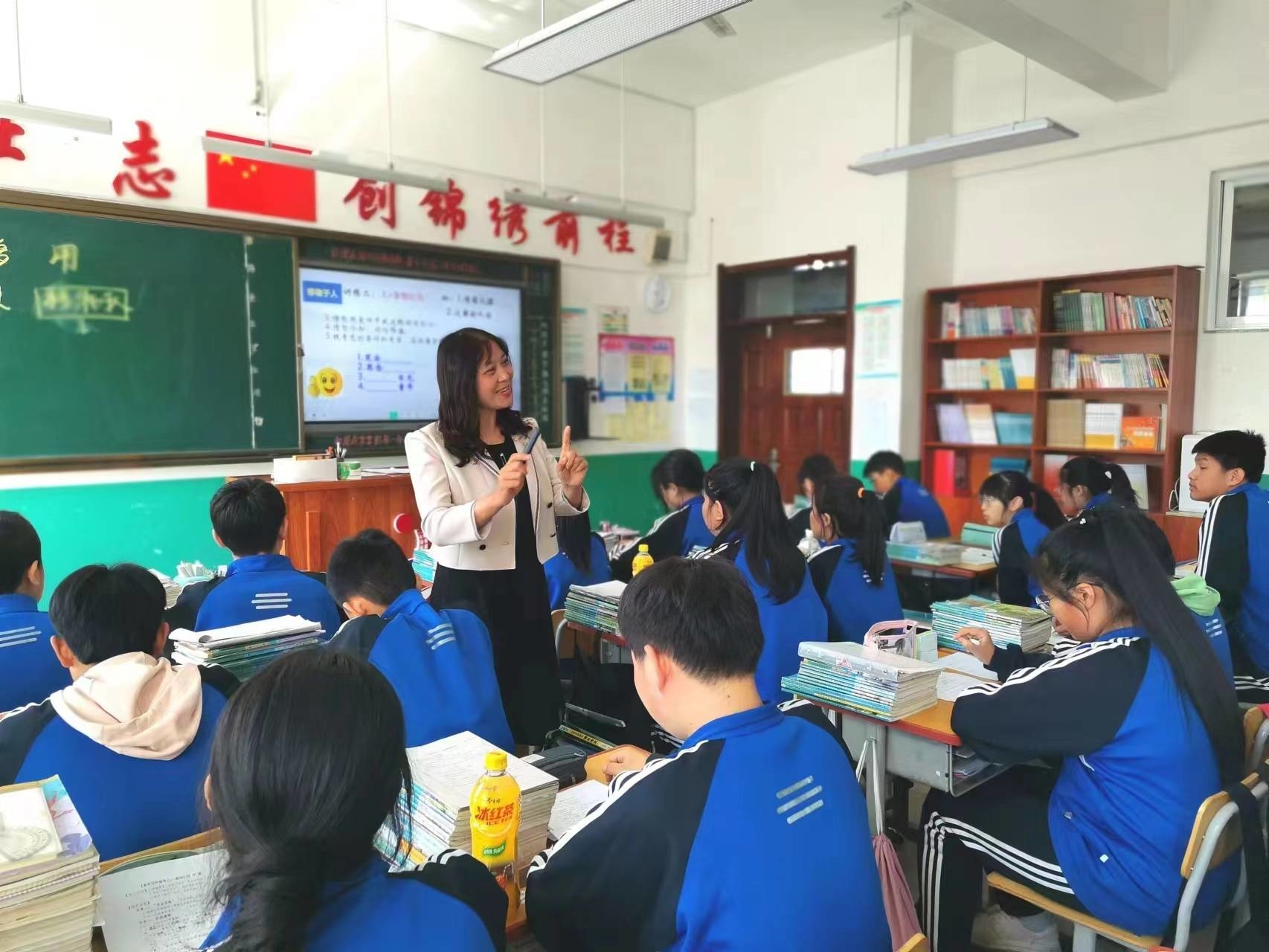 集安市第二中学开展大学区帮扶活动