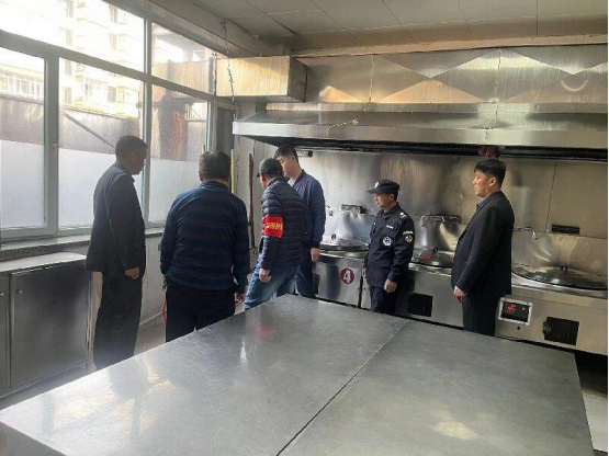 官地镇中心小学校开展校园安全隐患排查