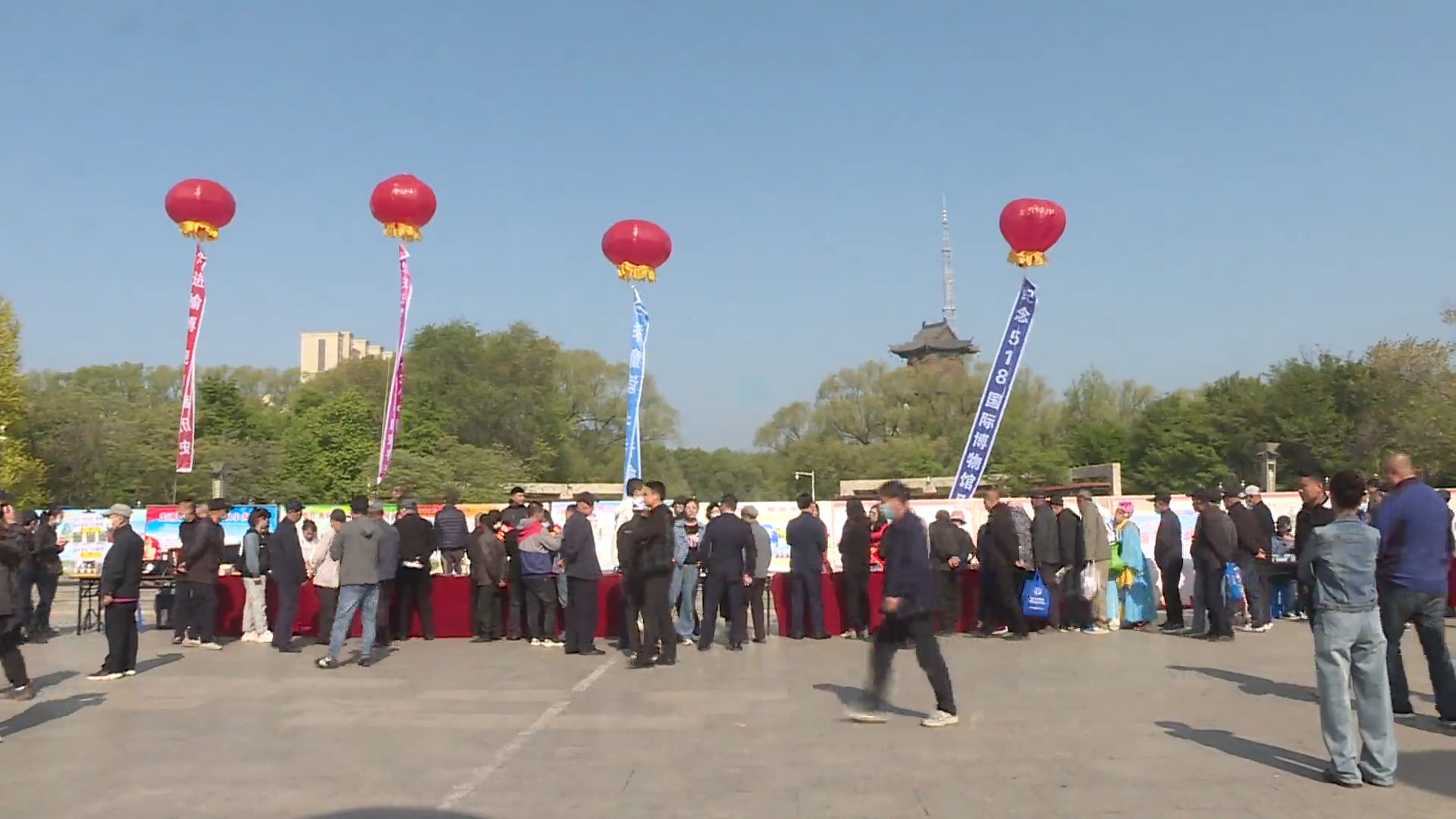 榆树市文广旅局举行“国际博物馆日”“中国旅游日”宣传活动