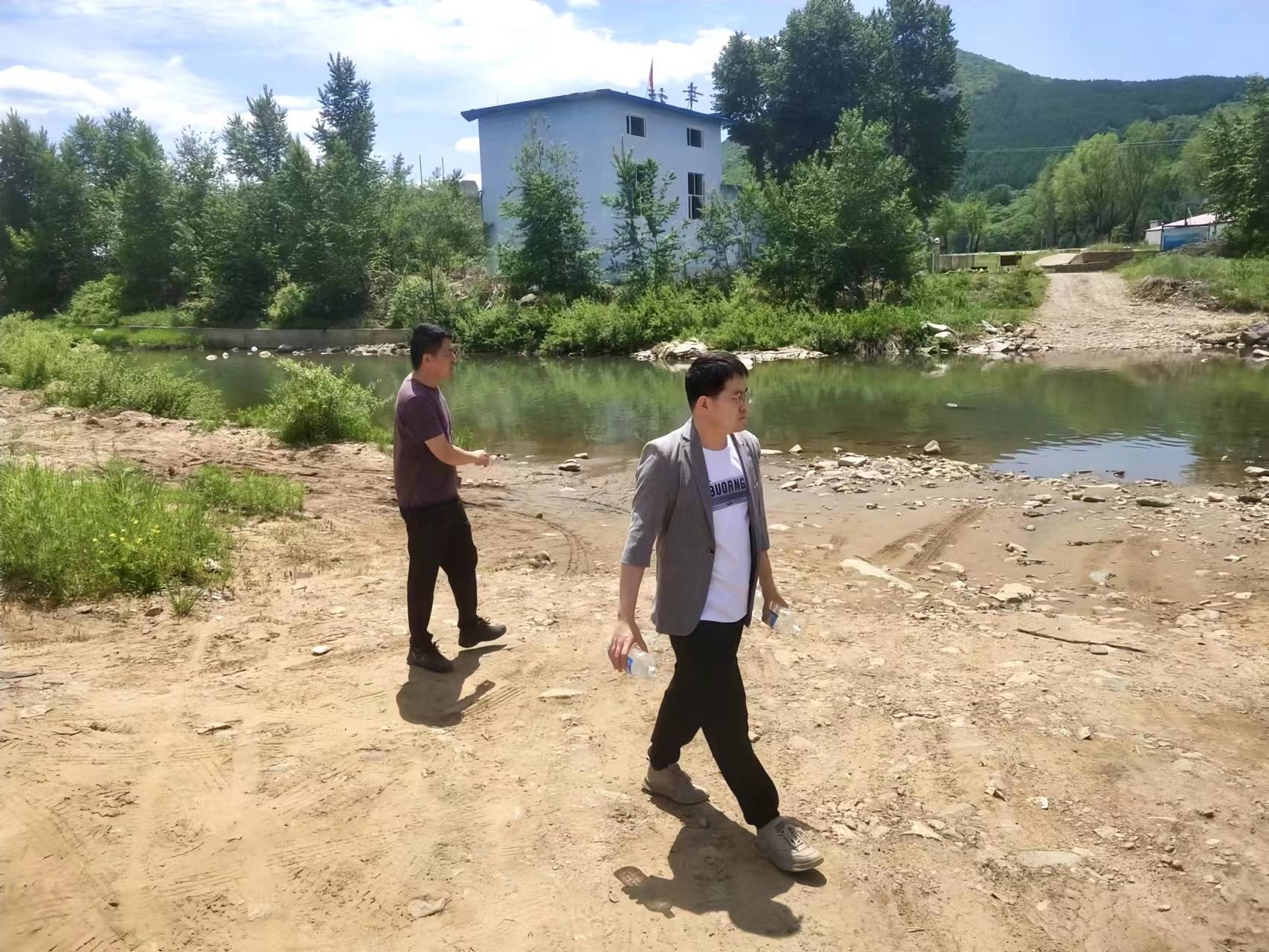 集安市清河镇：认真履行河长制工作 深入开展河道巡查管护