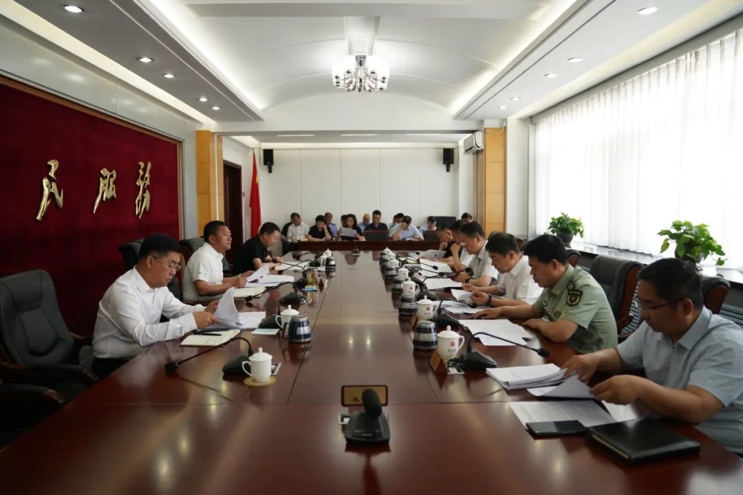 前郭县委理论学习中心组召开2023年第四次集体学习会