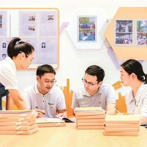 严查“人情往来”背后腐败