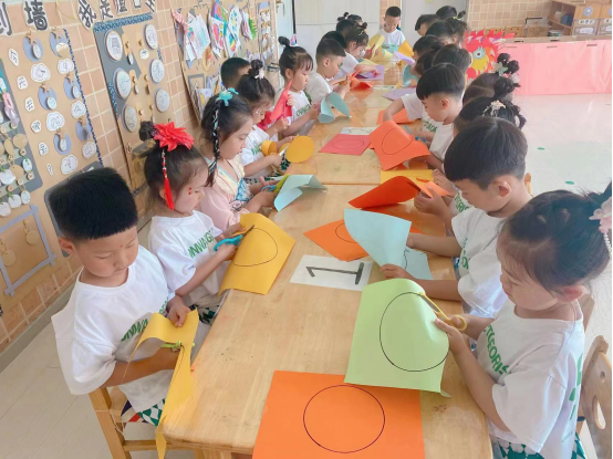市第五幼儿园开展端午节活动