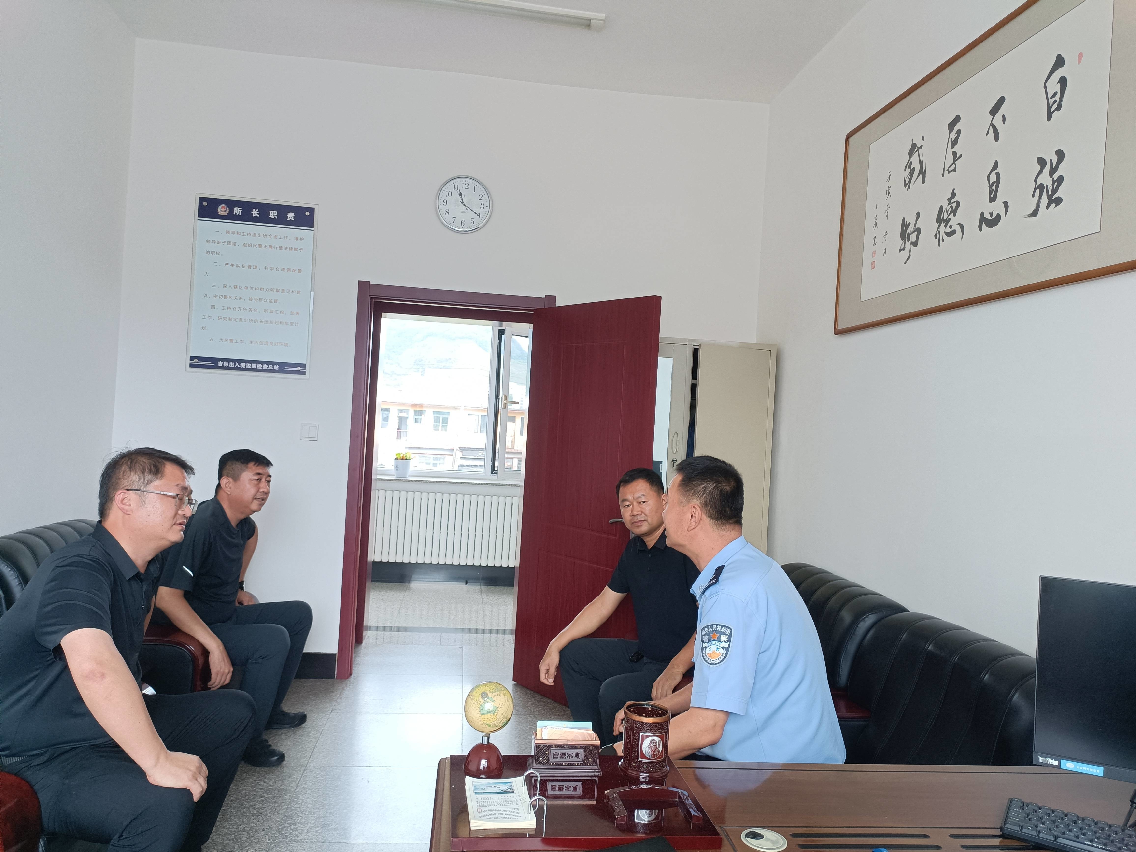 集安市通胜街道开展“真情慰问暖人心 同心共筑鱼水情”慰问活动