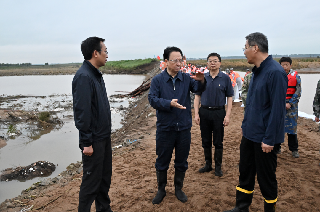 景俊海：坚决打赢防台风防汛主动仗 众志成城恢复重建美好家园