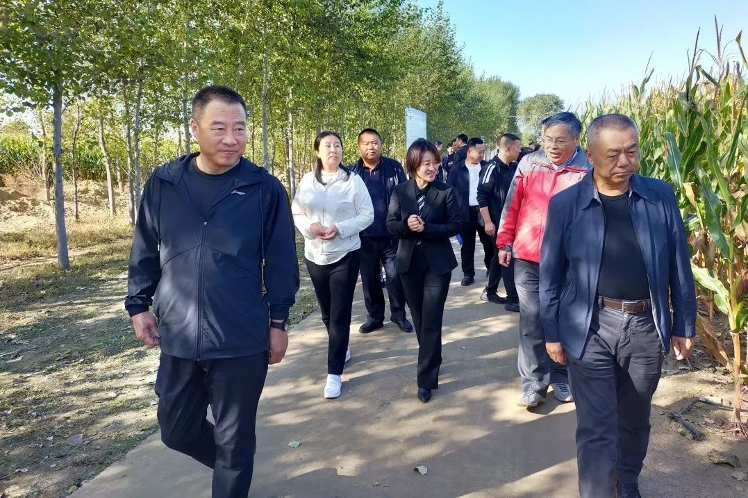乾安县人大常委会开展2023年人大代表集中视察工作