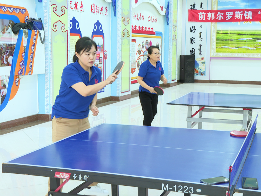 【携手同心共建美好前郭】郭尔罗斯社区组织社会团体开展乒乓球友谊赛