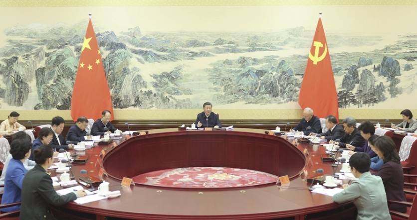 习近平在同全国妇联新一届领导班子成员集体谈话时强调 坚定不移走中国特色社会主义妇女发展道路 组织动员广大妇女为中国式现代化建设贡献巾帼力量