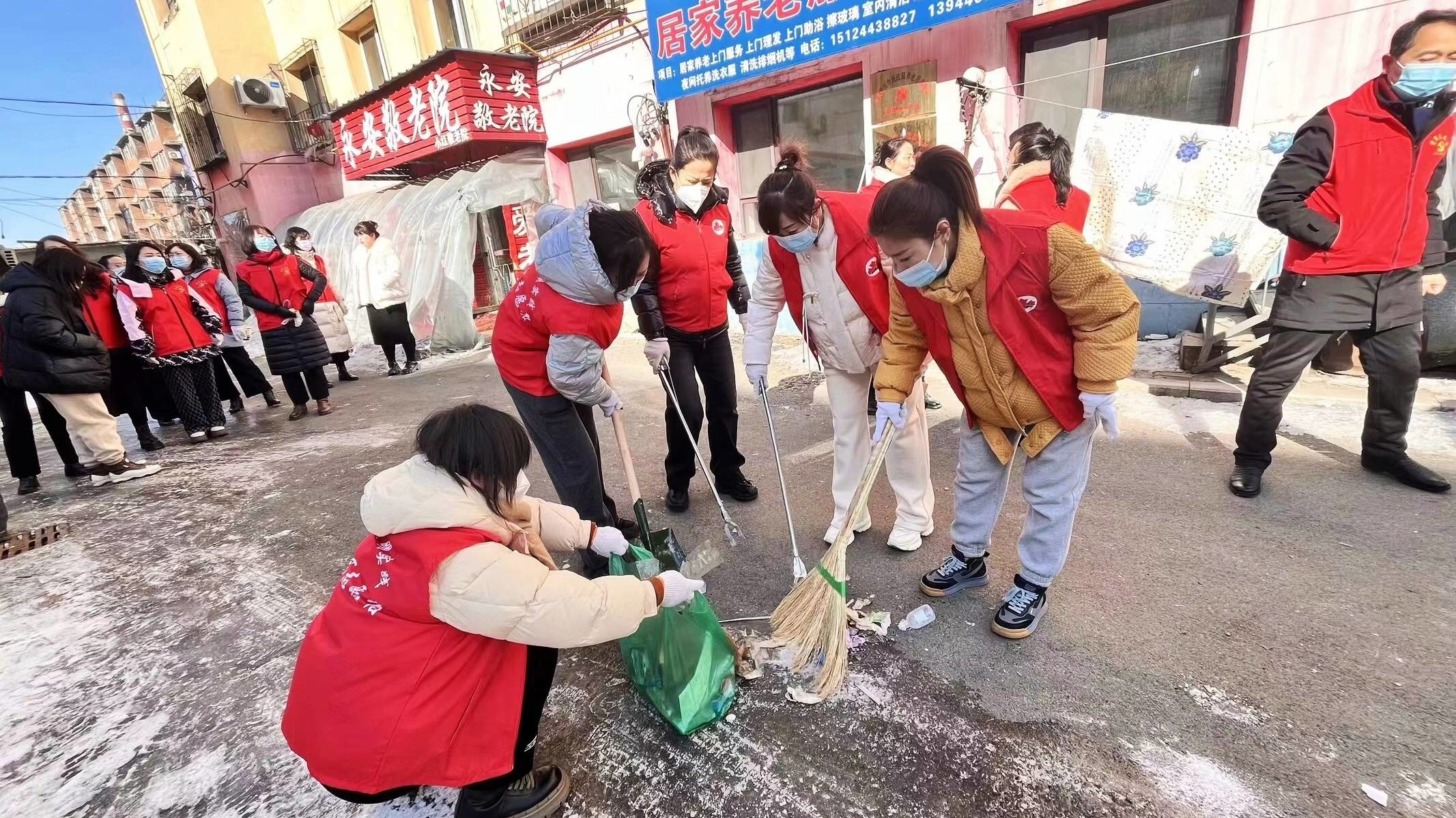 【文明实践我行动】蛟河市民主街实验社区开展学雷锋志愿服务活动