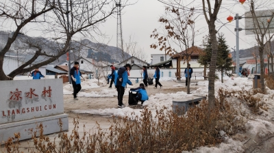 集安市凉水朝鲜族乡学校开展学雷锋主题活动