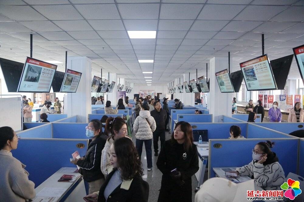延吉市女性专场招聘会200余人达成就业意向
