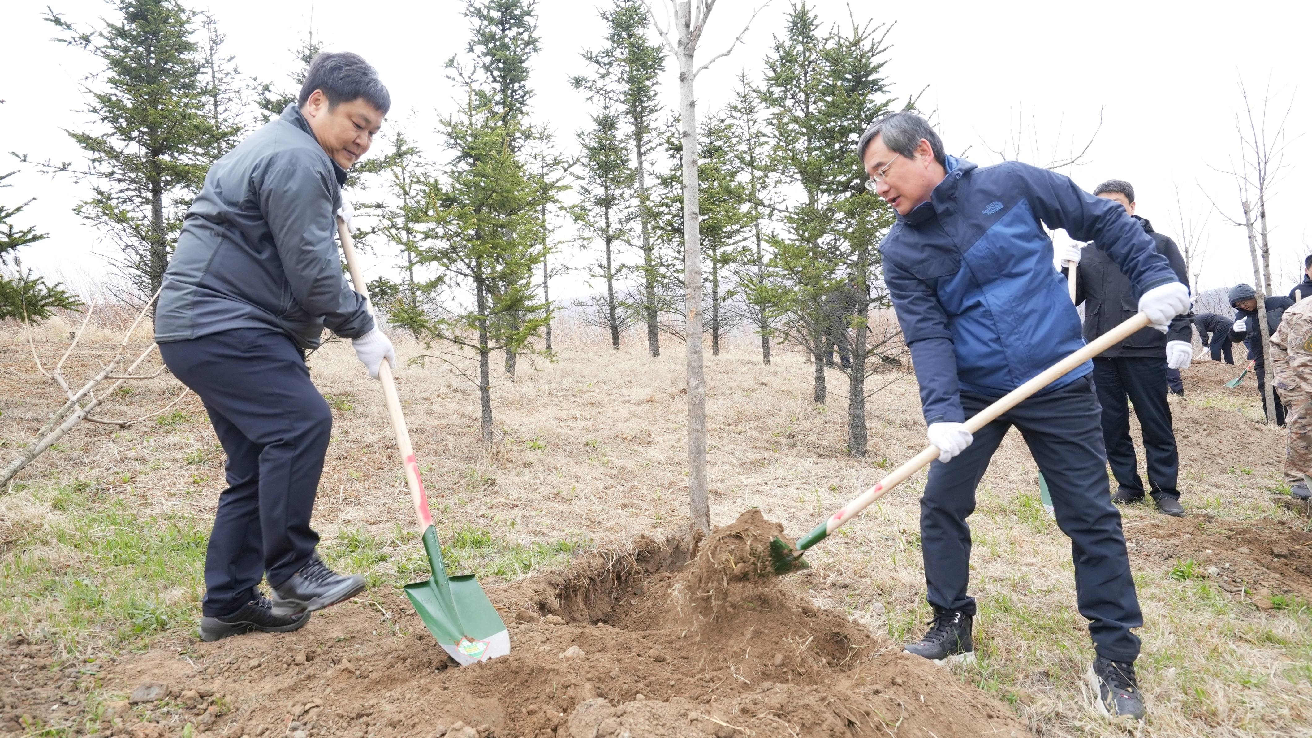 权大杰：厚植生态底色 共建绿美图们 以高品质生态环境支撑经济社会高质量发展