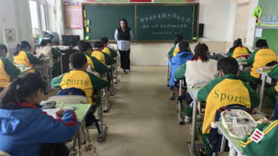 龙井市北安小学校举行“同读一本书”知识竞赛