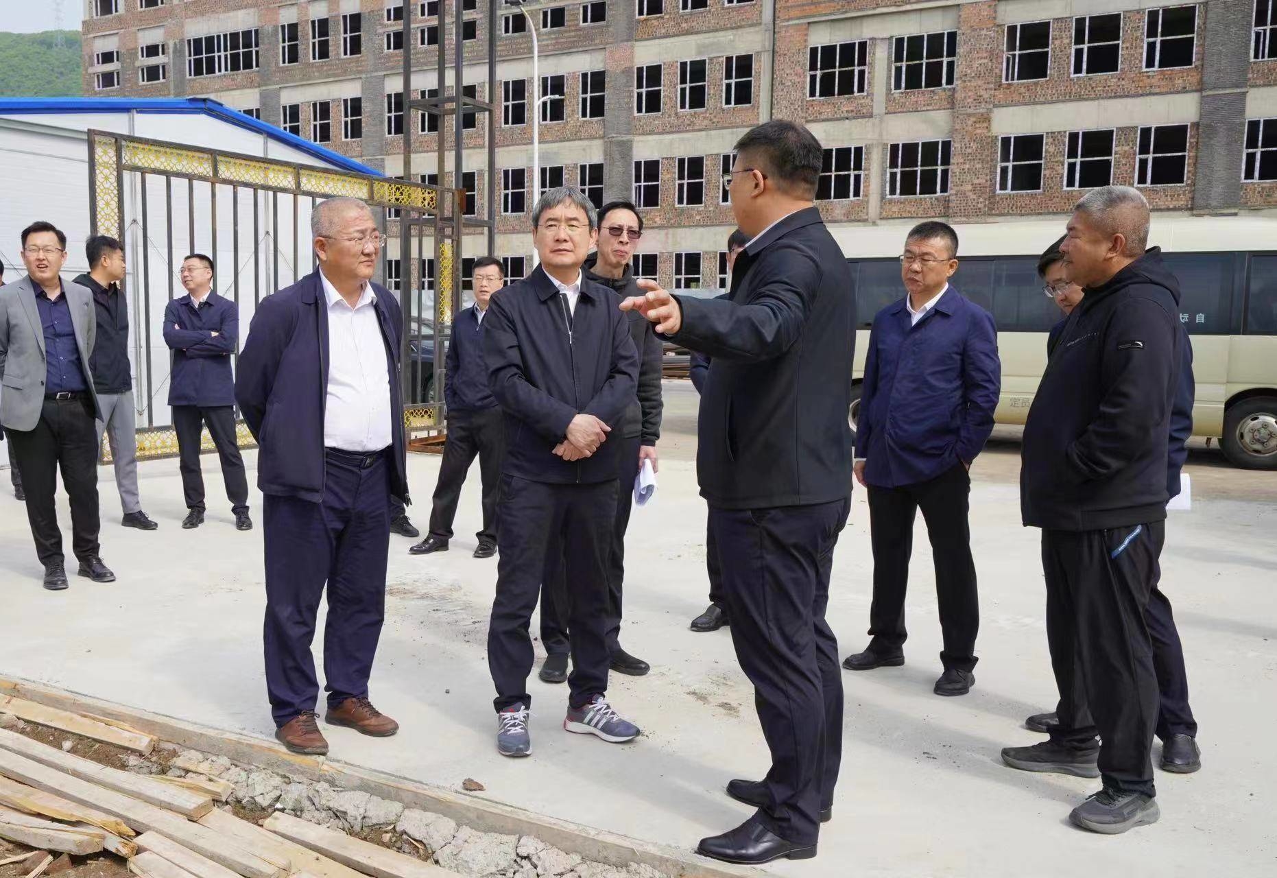 权大杰：全力以赴加快项目建设进度 以项目大建设推动经济大发展