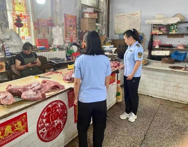 东辽县市场监督管理局：盯紧“肉铺子” 上好“安全锁”