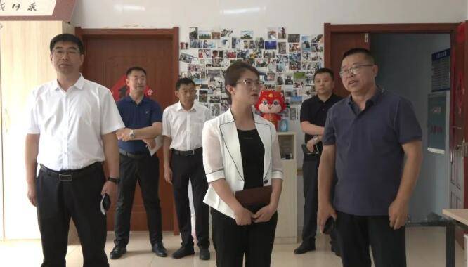 县领导到县融媒体中心、县新时代文明实践中心调研指导工作
