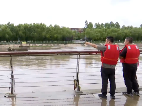 强降雨来袭 我县各部门全力以赴做好防范应对工作