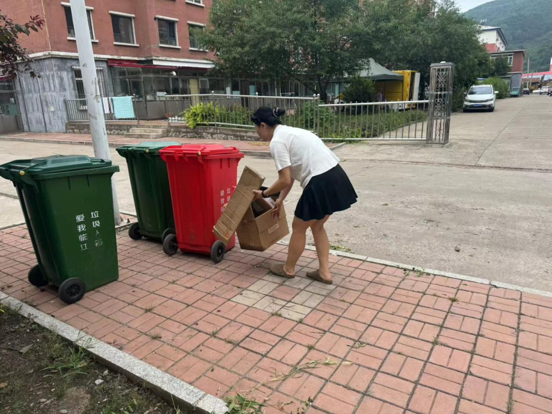 临江市大湖街道 | 加强安全巡查 守护社区平安