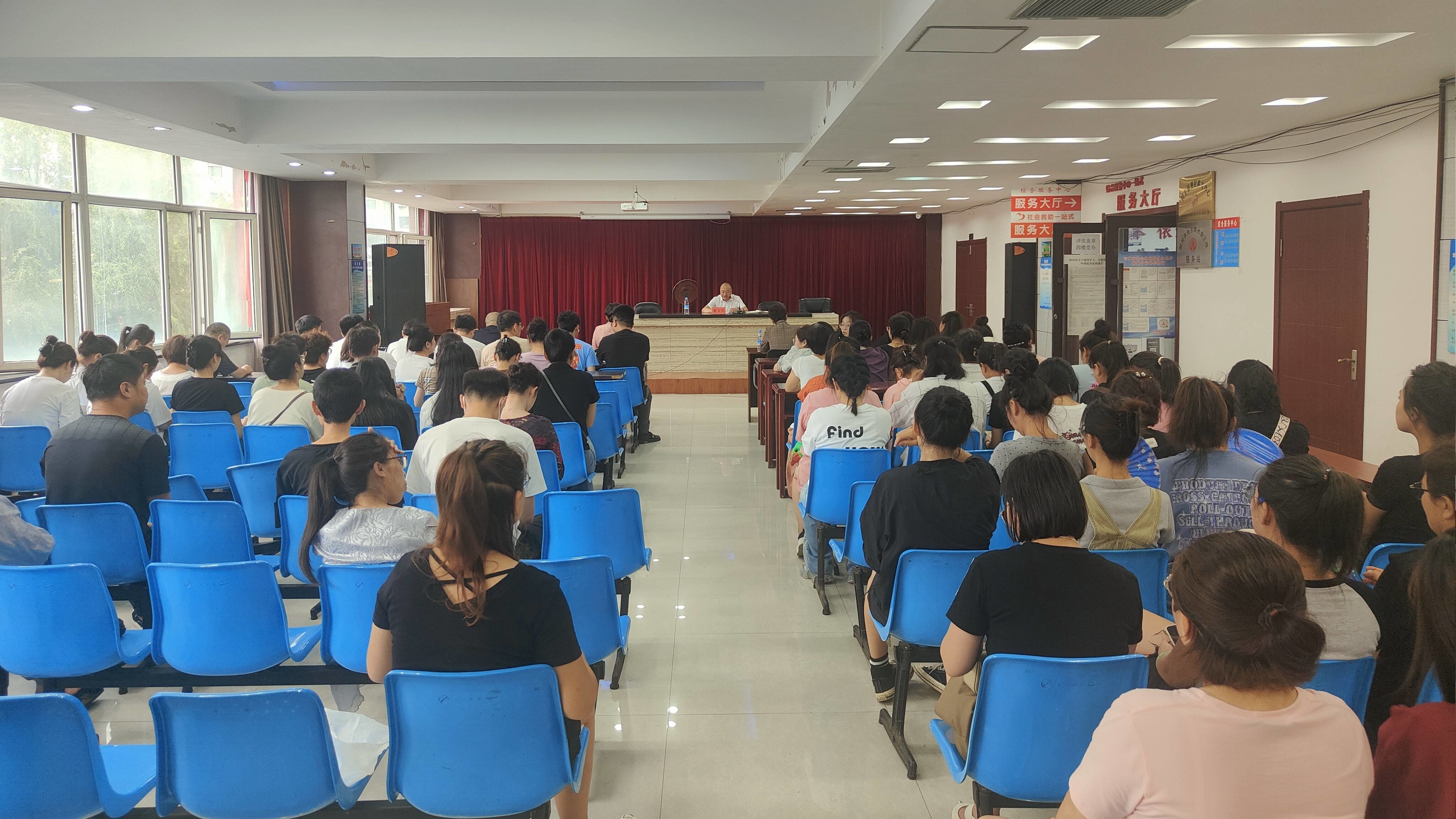 【学习贯彻党的二十届三中全会精神】蛟河市民主街开展学习贯彻党的二十届三中全会精神主题宣讲