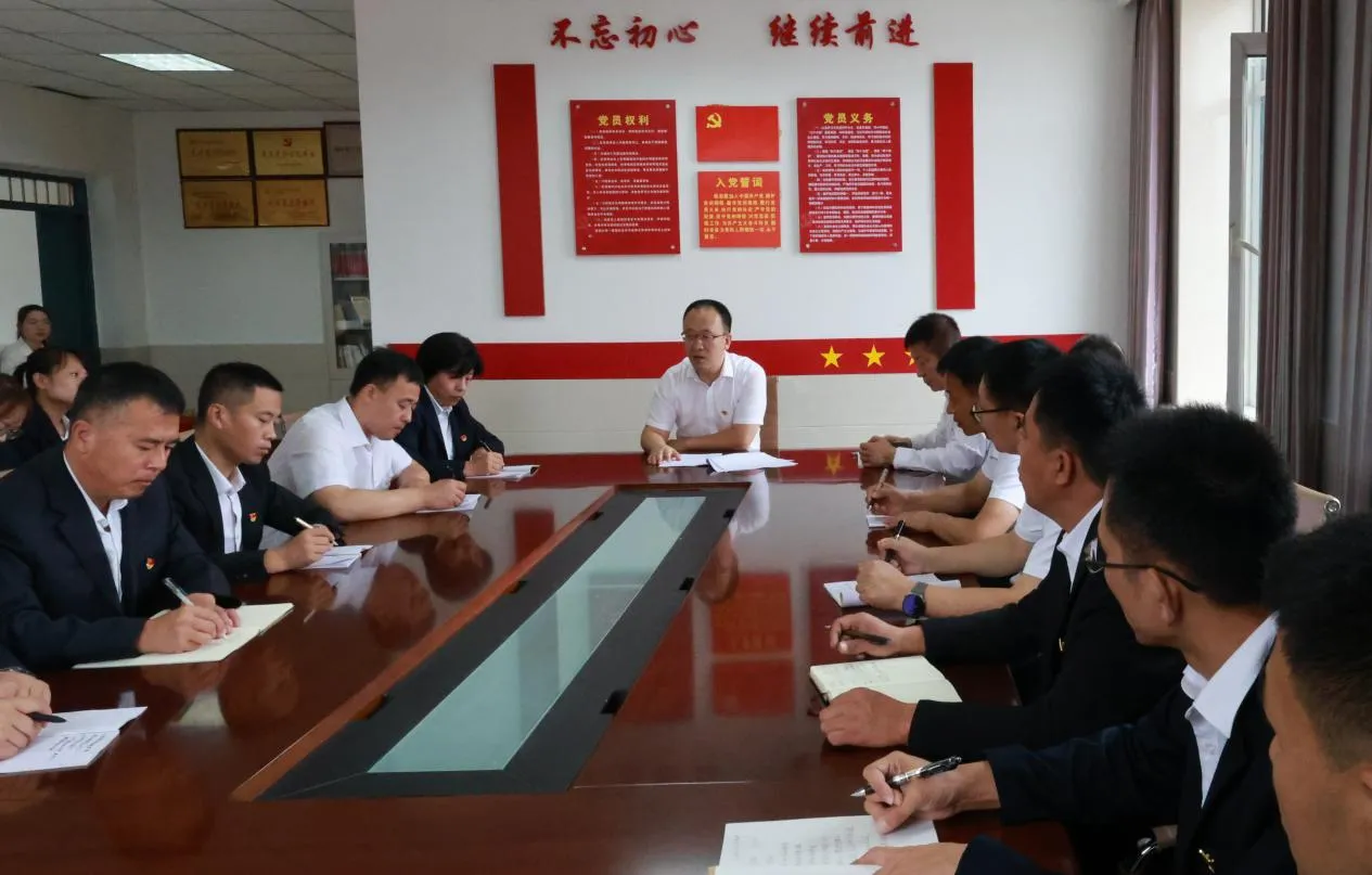 金增海同志到东辽县实验中学开展学习贯彻党的二十届三中全会精神进校园宣讲活动
