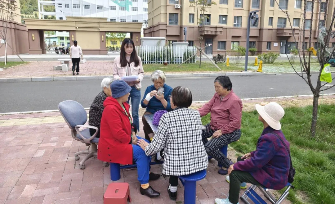 【学习贯彻党的二十届三中全会精神】“小”庭院“大”作用 让党的二十届三中全会精神落地生根