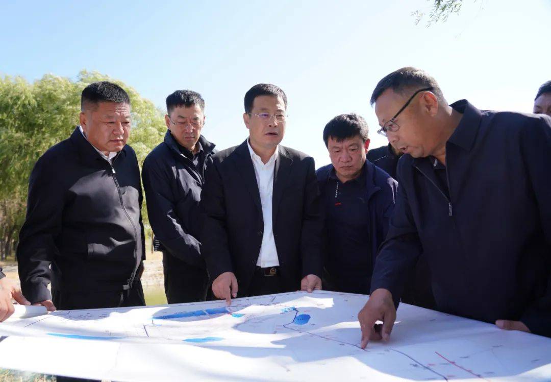 常忠诚调研城区精细化管理、老旧小区改造、供热准备等重点工作