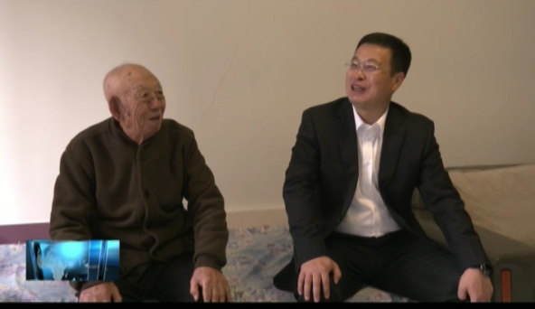 县领导国庆前夕走访慰问老干部老党员