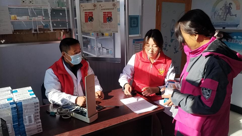 “爱心药品”送到家  无私奉献为民生  ——靖宇县西南岔卫生院开展捐赠药品免费发放志愿服务活动