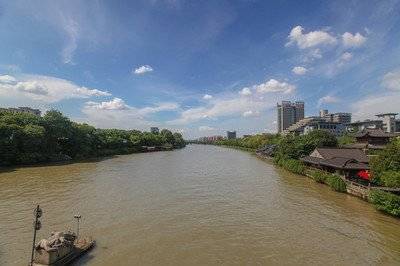 李鸿忠在黄河保护法执法检查组会议上强调 自觉以习近平生态文明思想为指导 推动黄河保护法全面有效实施