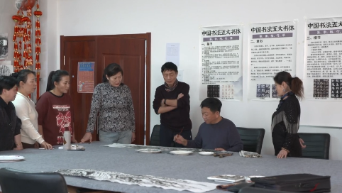 “暮年”逐梦正当时  老有所学乐趣多