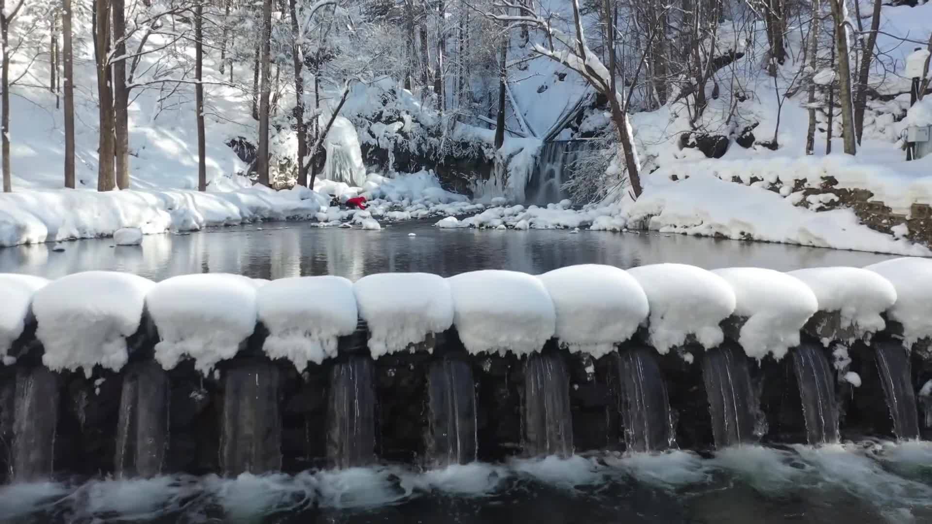 【寻龙湾女神 赴冰雪之约】冰瀑如玉 雪满山峦