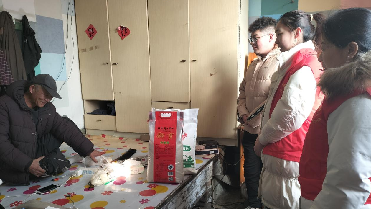 胜利街道新胜社区开展走访慰问活动