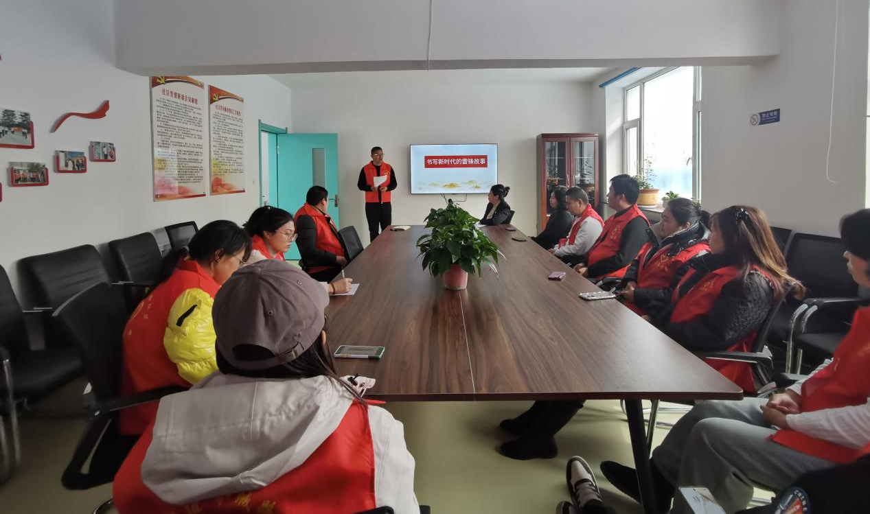【新时代文明实践】长岭县长治街道岭城路社区开展学雷锋文明实践活动