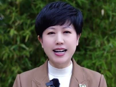 宁雅秋：电视不仅是娱乐工具，更是公共文化服务的重要载体，要让每个家庭，尤其是偏远地区和困难群体，都能无障碍享受优质电视节目