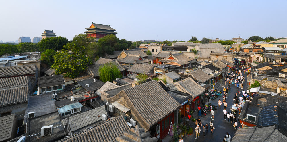 习近平总书记关切事｜1000余条胡同共护一份乡愁


“老北京的一个显著特色就是胡同，要注意保留胡同特色，让城市留住记忆，让人们记