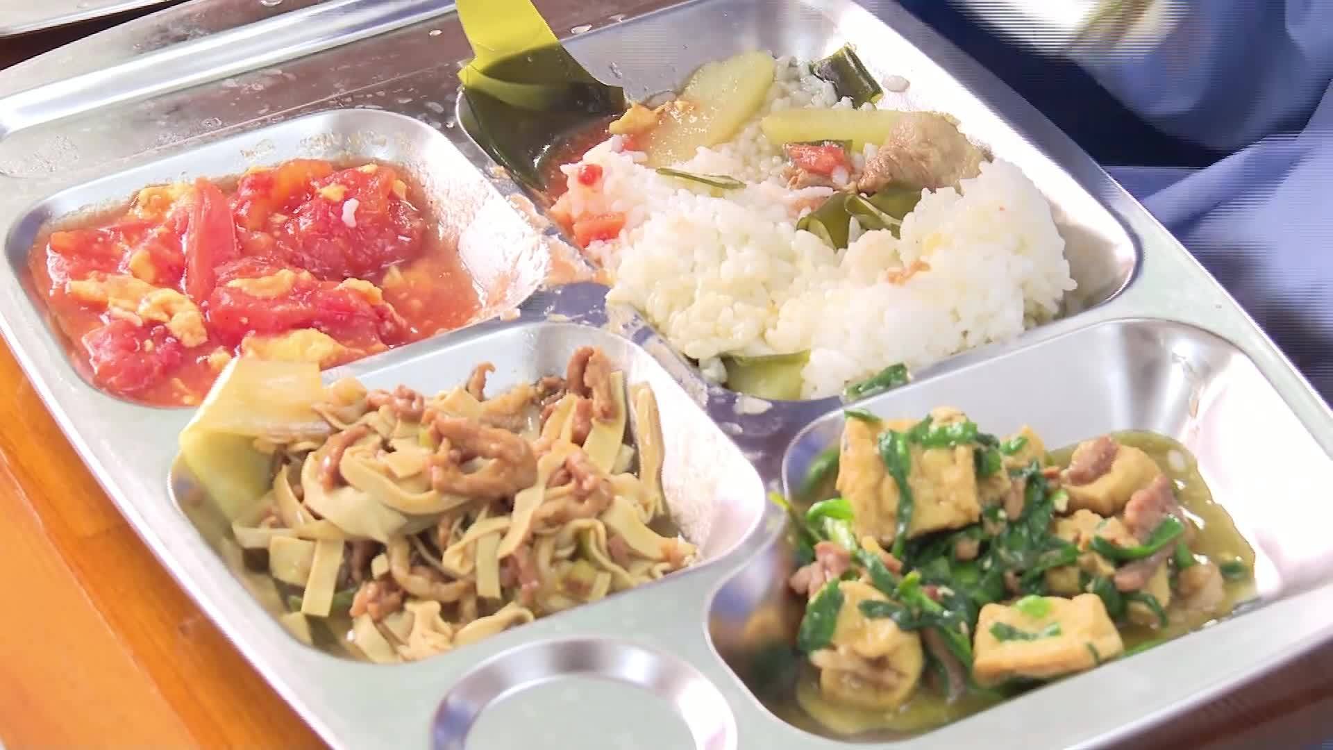 市人大代表督导检查校园食品安全工作全力筑牢校园食品安全防线