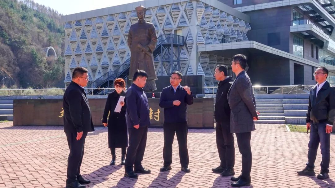 头条丨李明智一行到安图县铸牢中华民族共同体意识教育实践基地调研