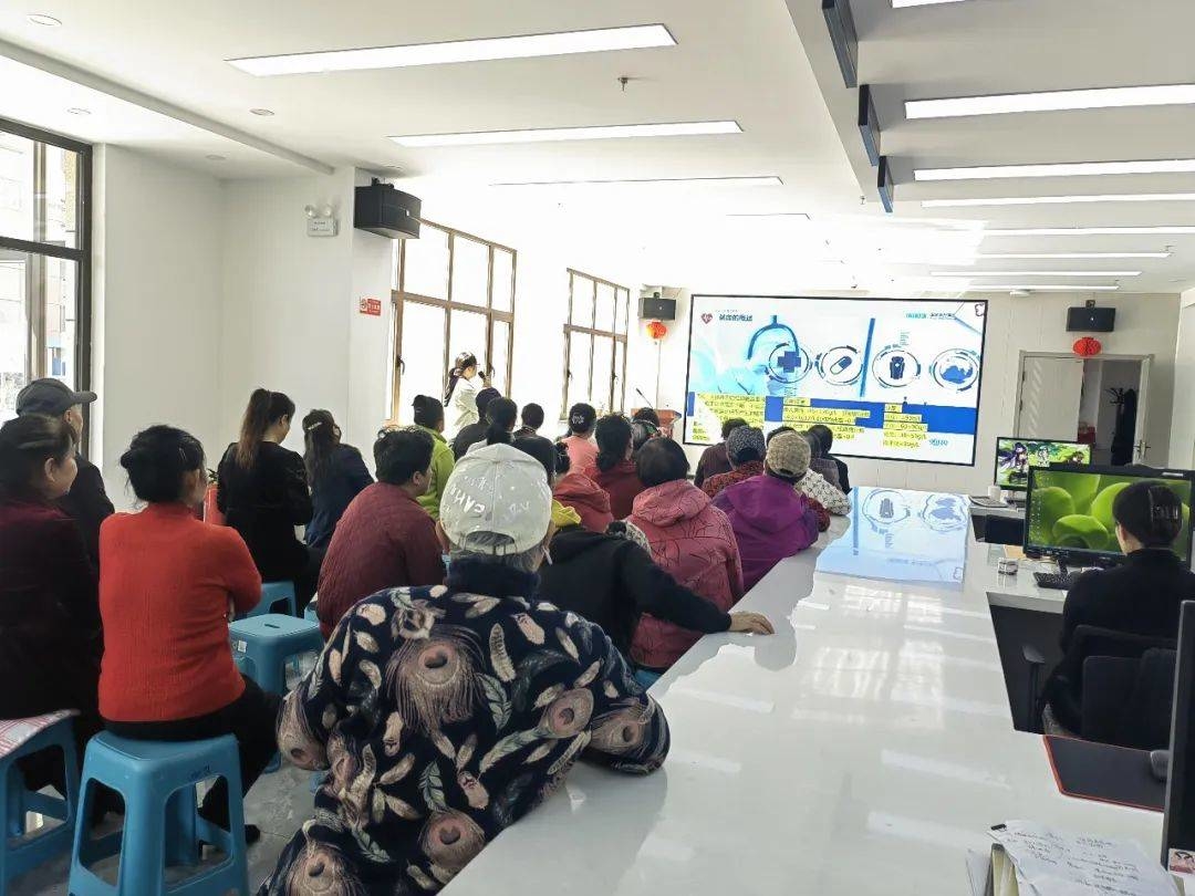 铁北街道西胜社区联合公主岭国文医院开展贫血知识讲座
