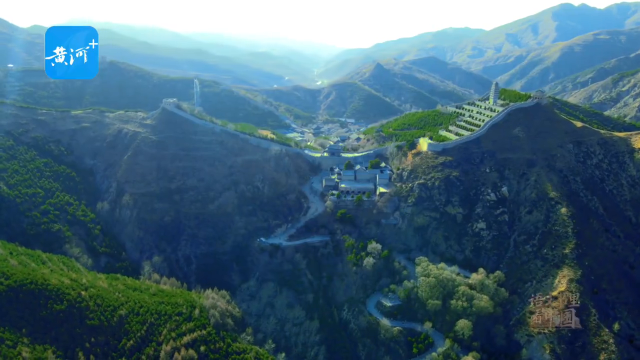 #语文书里看中国 山西省忻州市雁门关景区：《出塞》，十省媒体联动，以山河为卷，让经典咏流传。“但使龙城飞将在，不教胡马度阴山。”