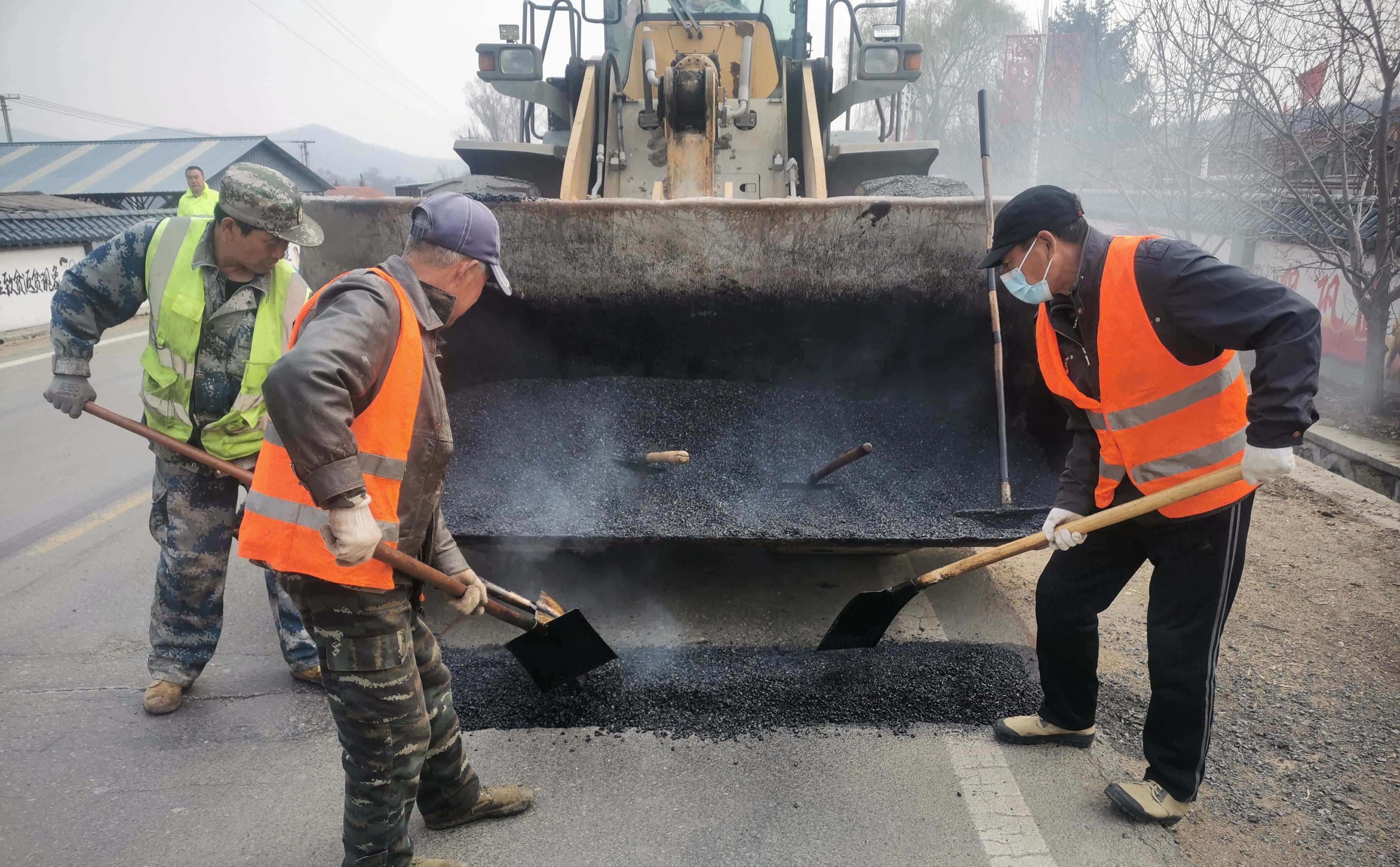 蛟河市公路管理段全力做好春季路况恢复工作