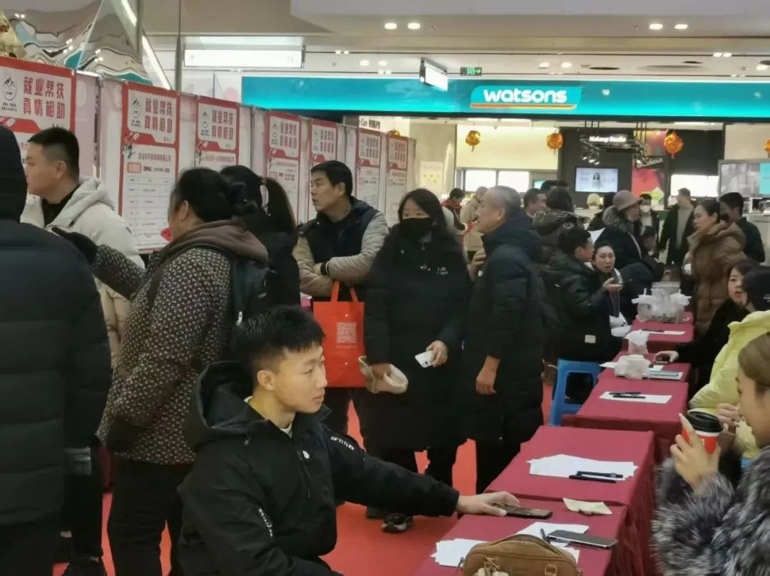 白山市人社局：党建引领淬精兵 作风护航惠民生
