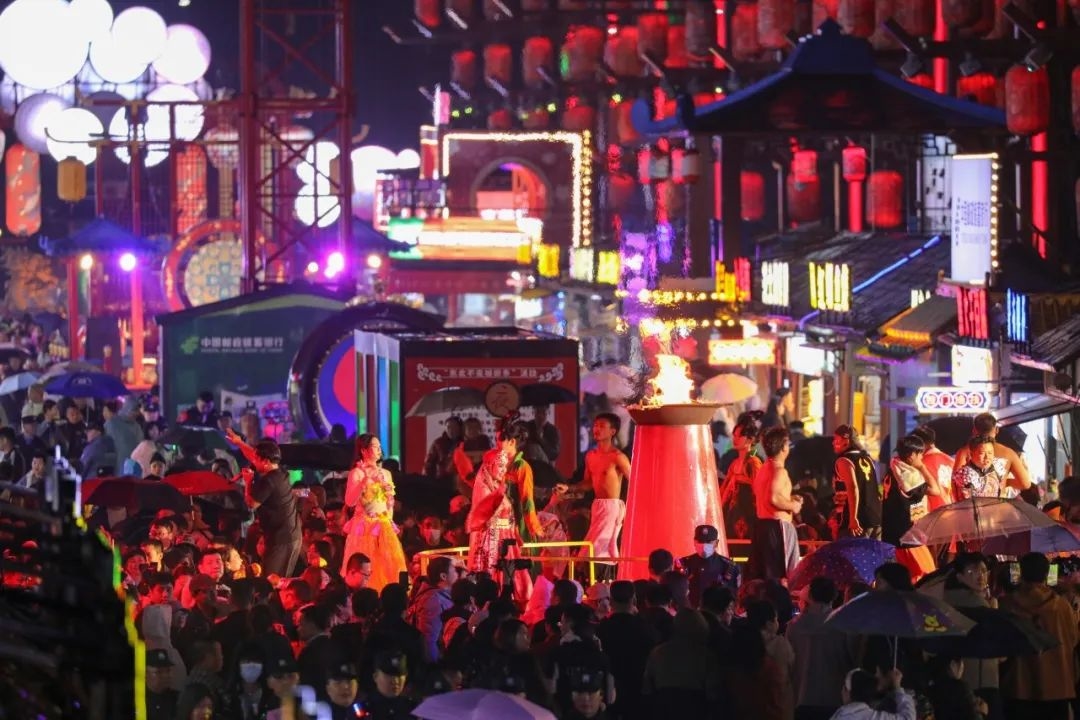 东北不夜城开街仪式盛大举行